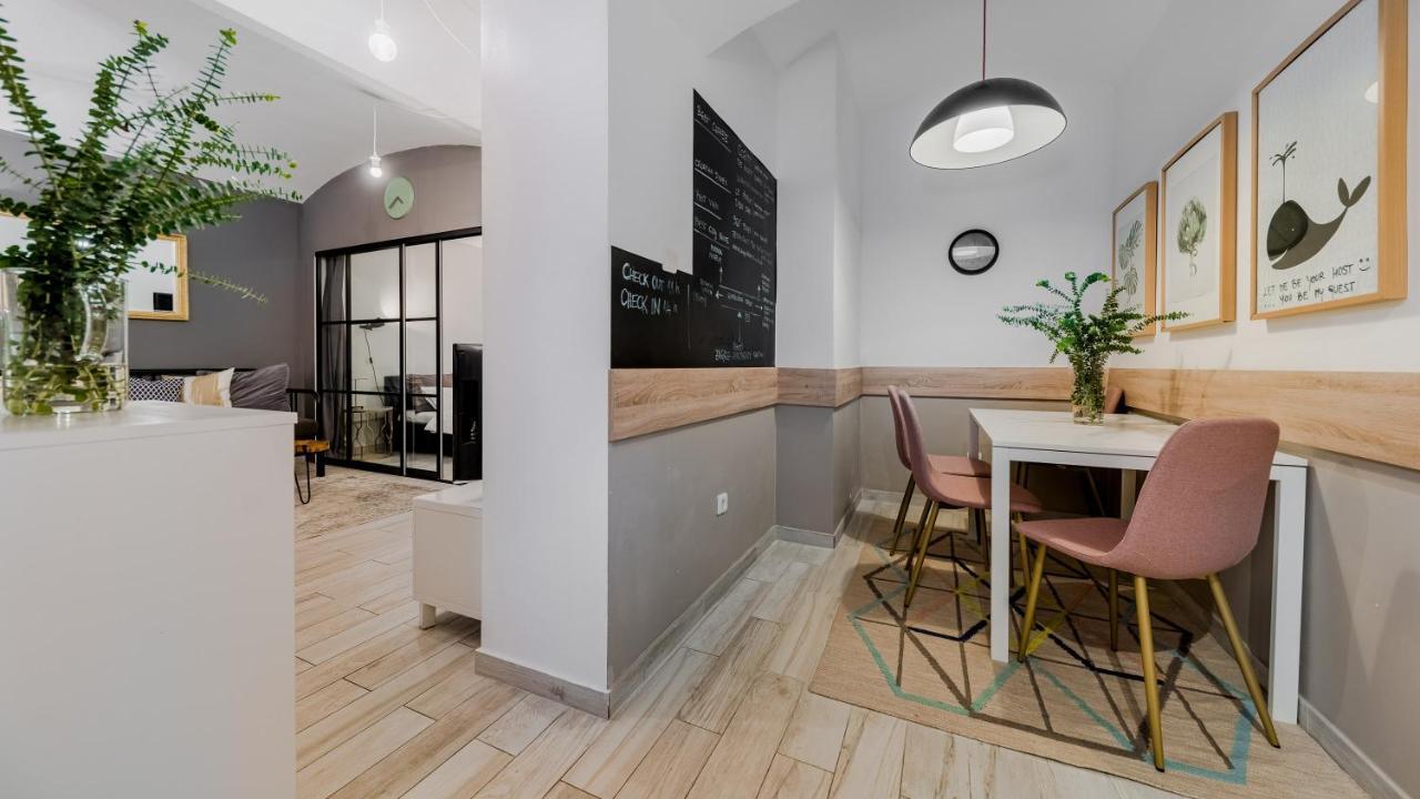 זאגרב Apartments Santini מראה חיצוני תמונה